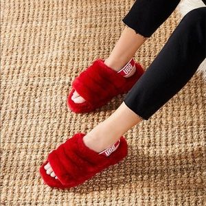 ugg slippers red